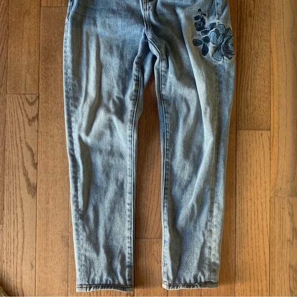 pacsun mom jeans with patchwork detail on side - Picture 3 of 3